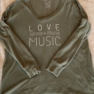 Light weight sweatshirt